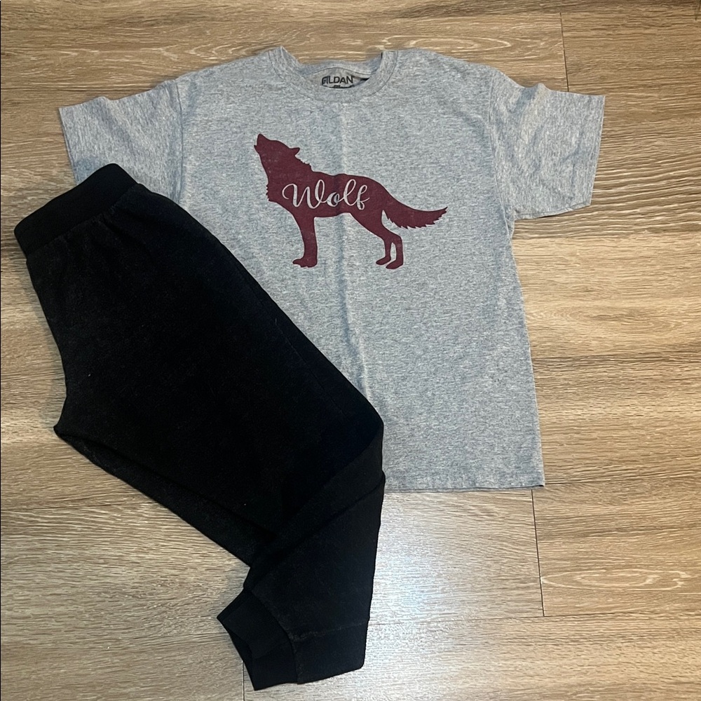 Gildan Gray Crewneck Tee